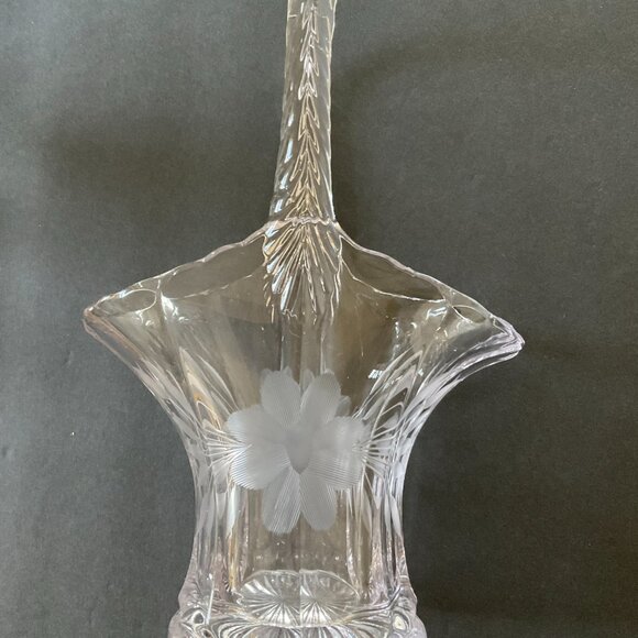 VINTAGE FLOWER VASE EUC - Picture 5 of 5